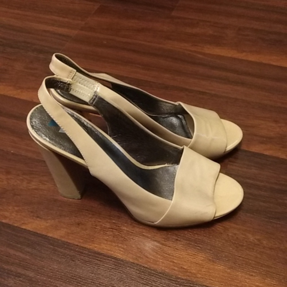 Nude Sling back peep toe heels